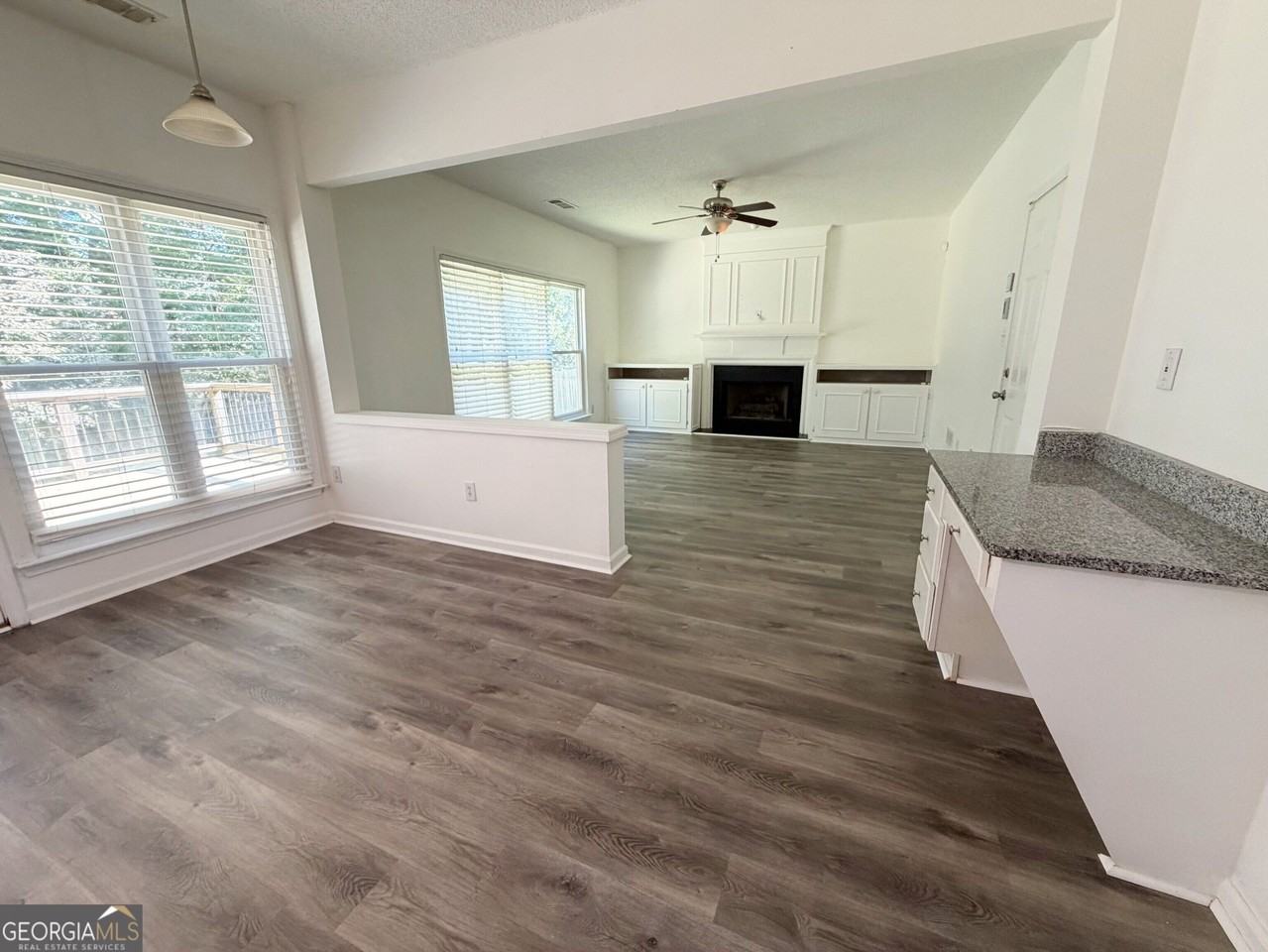 3020 Stanstead Cir - Photo 4 of 19