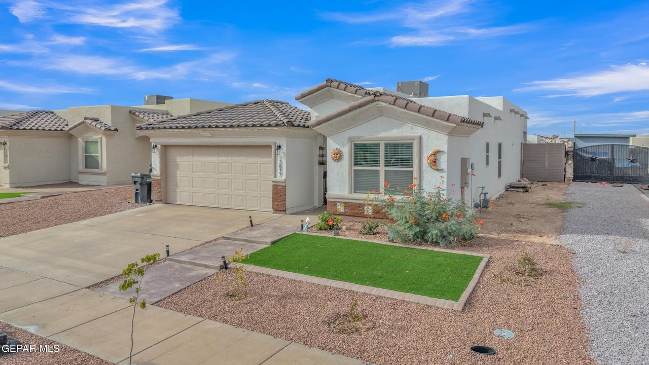 13837 Sky Ranger Ave - Photo 3 of 40