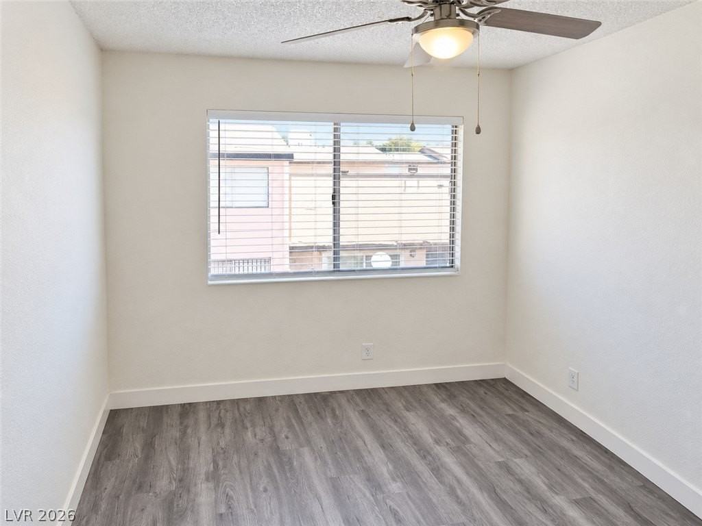 1722 E University Ave #5 - Photo 7 of 10