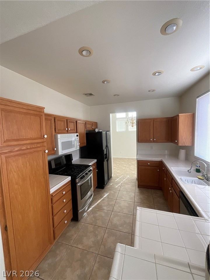1505 Cimarron Crest St - Photo 6 of 20