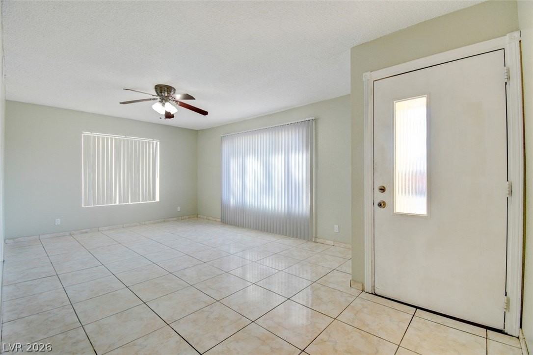 7132 Acorn Ct - Photo 2 of 16