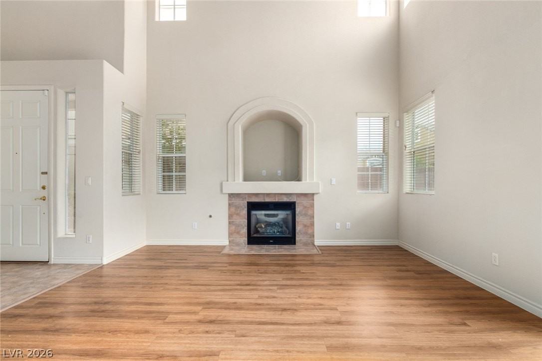 9109 Kinross Ave - Photo 2 of 30