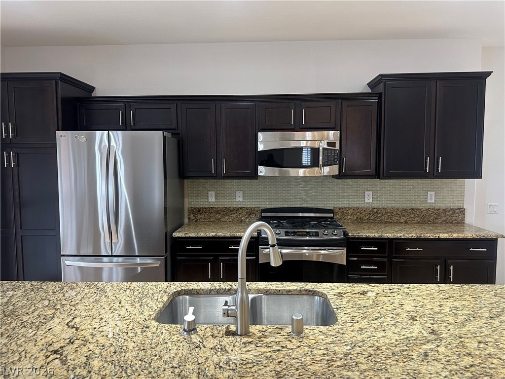 11241 Pismo Dunes Ct - Photo 7 of 22