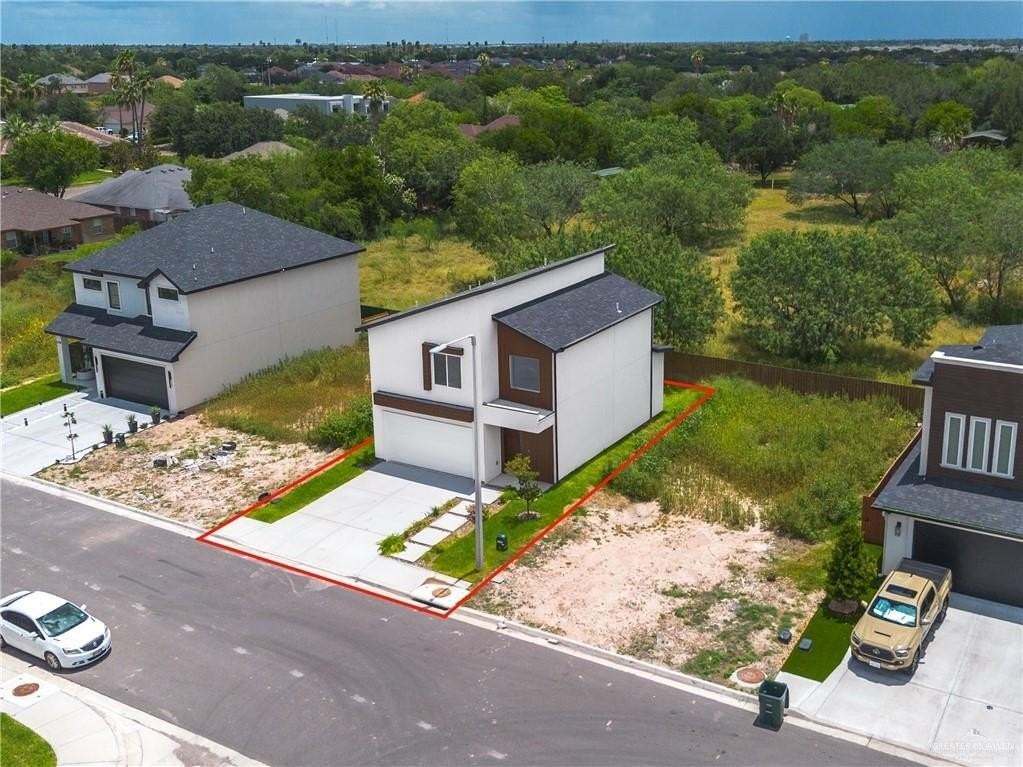 2714 Melody St - Photo 4 of 29
