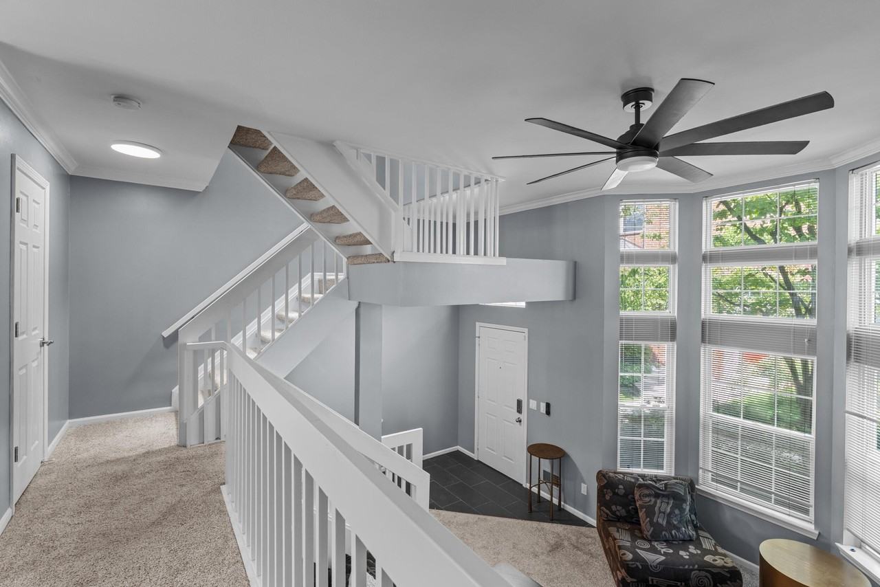 174 S Georgetown Sq - Photo 7 of 27