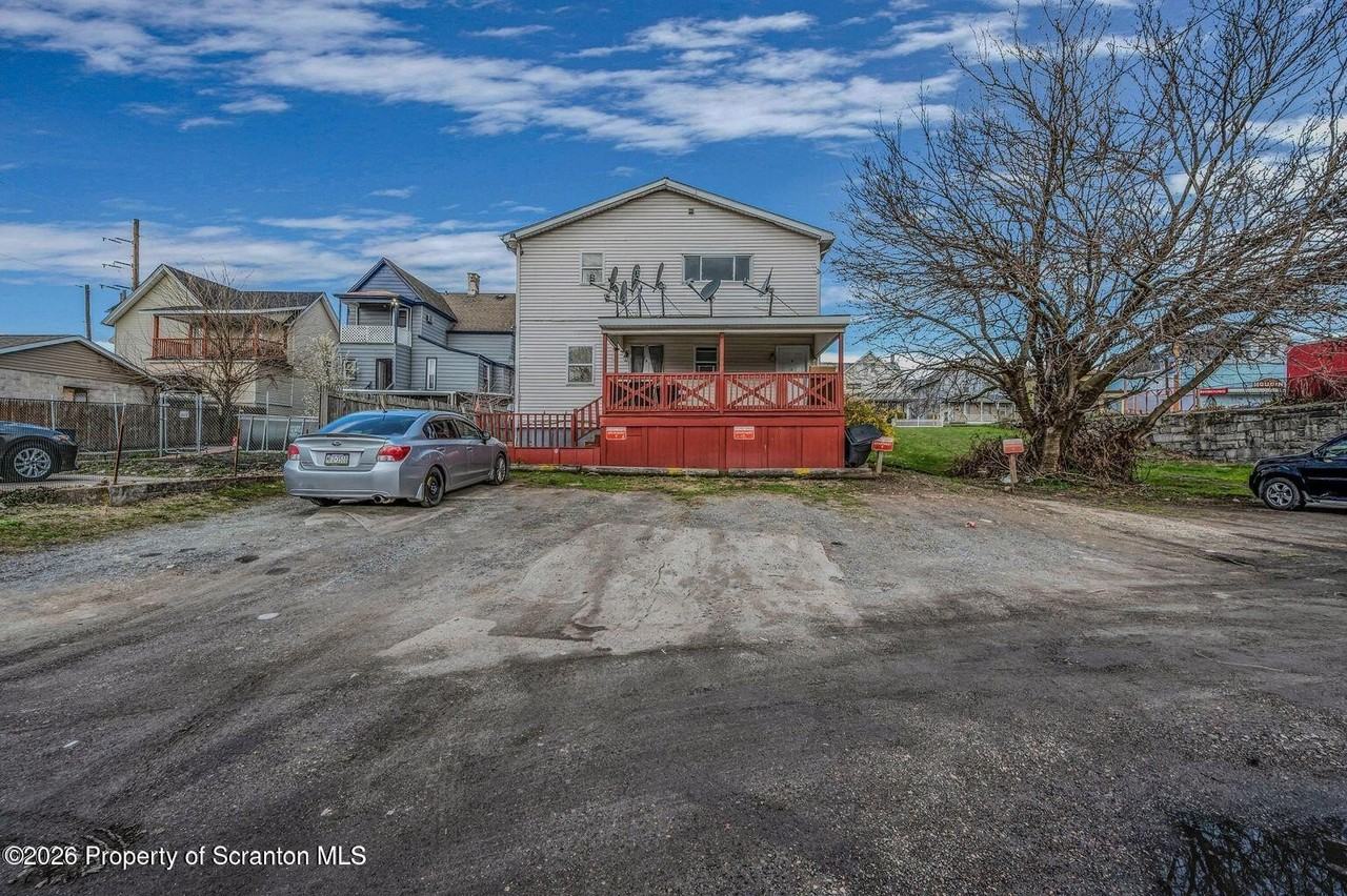 1418 N Main Ave - Photo 2 of 10