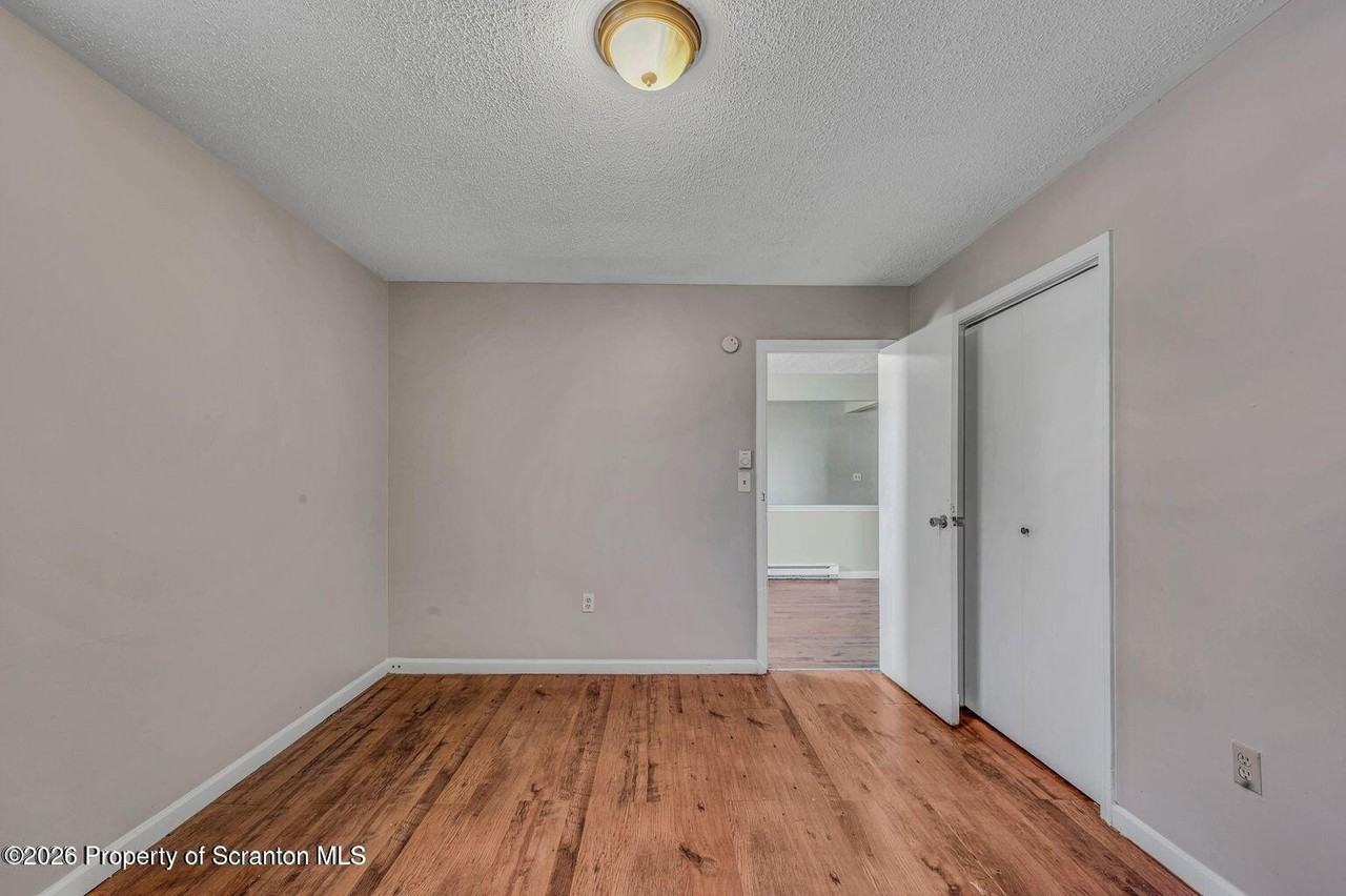 1418 N Main Ave - Photo 5 of 10