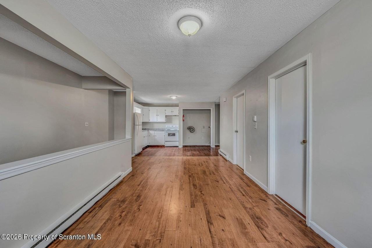1418 N Main Ave - Photo 7 of 10