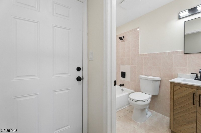 286 Main Ave #1 - Photo 4 of 14