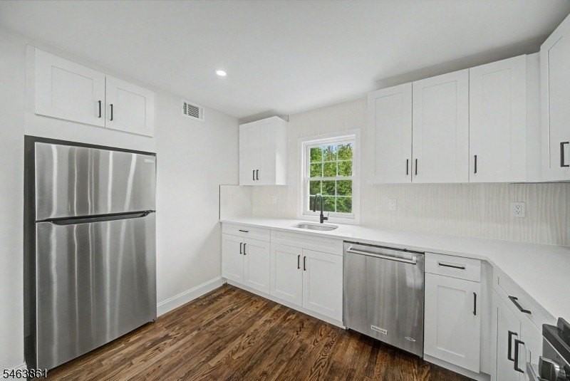 99 Burke Rd - Photo 5 of 41