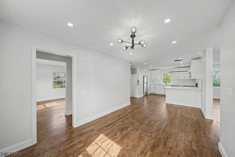 99 Burke Rd - Photo 7 of 41