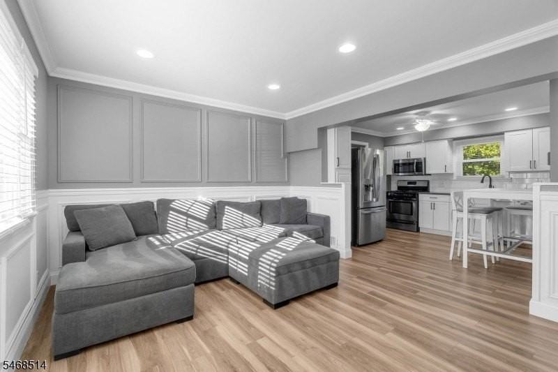 231 Philip Ave - Photo 5 of 41