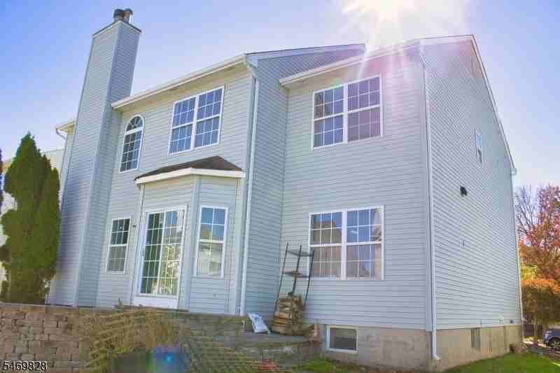 12 Kiser Ln - Photo 4 of 25