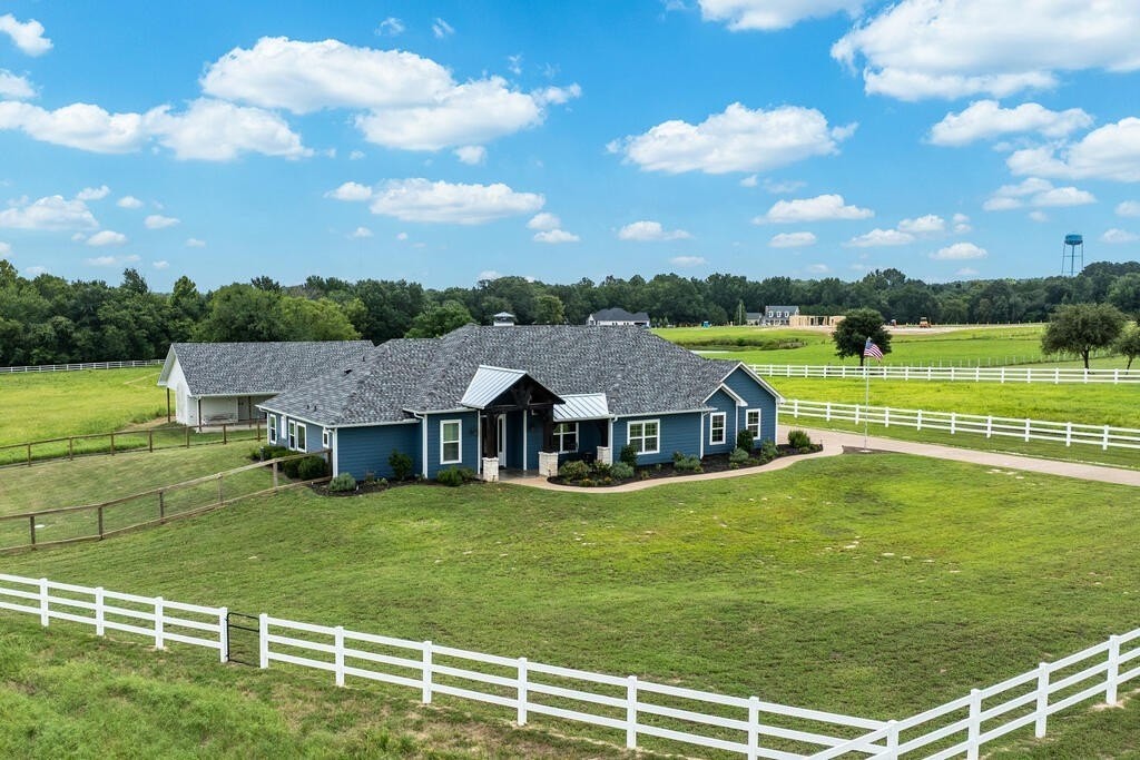 6870 Shore Crest Way - Photo 7 of 50