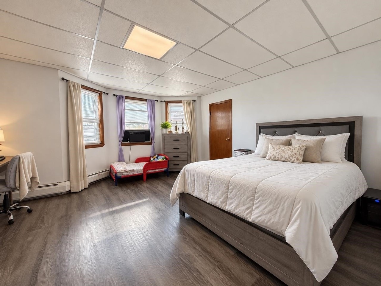 551 Kennedy Blvd #2 - Photo 4 of 6