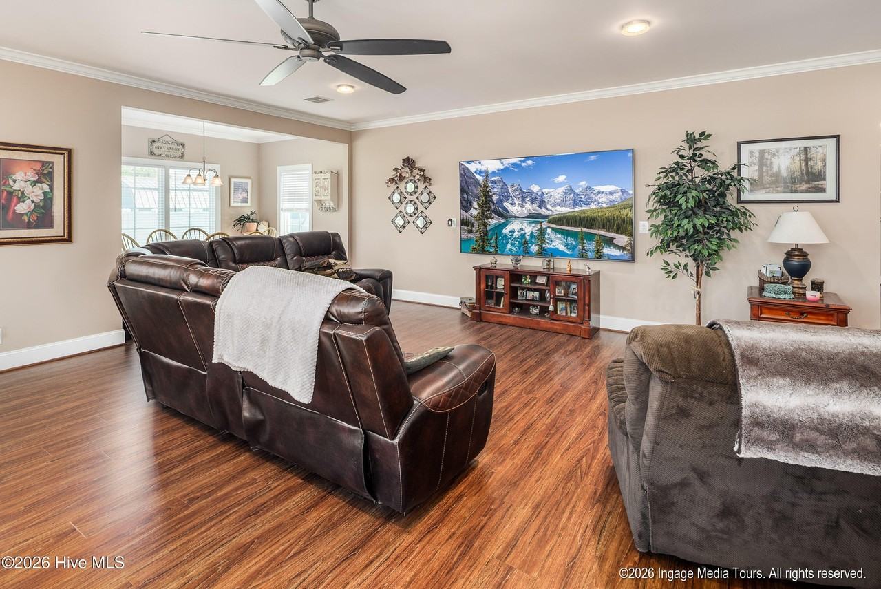825 Ladle Dr - Photo 6 of 50