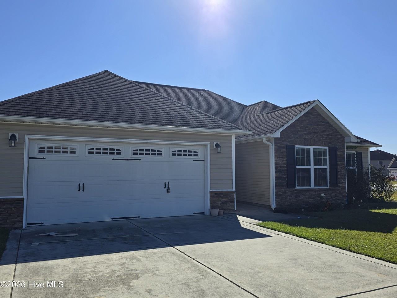 102 Prelude Dr - Photo 2 of 25