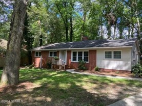 2503 Madison Cir - Photo 1 of 1