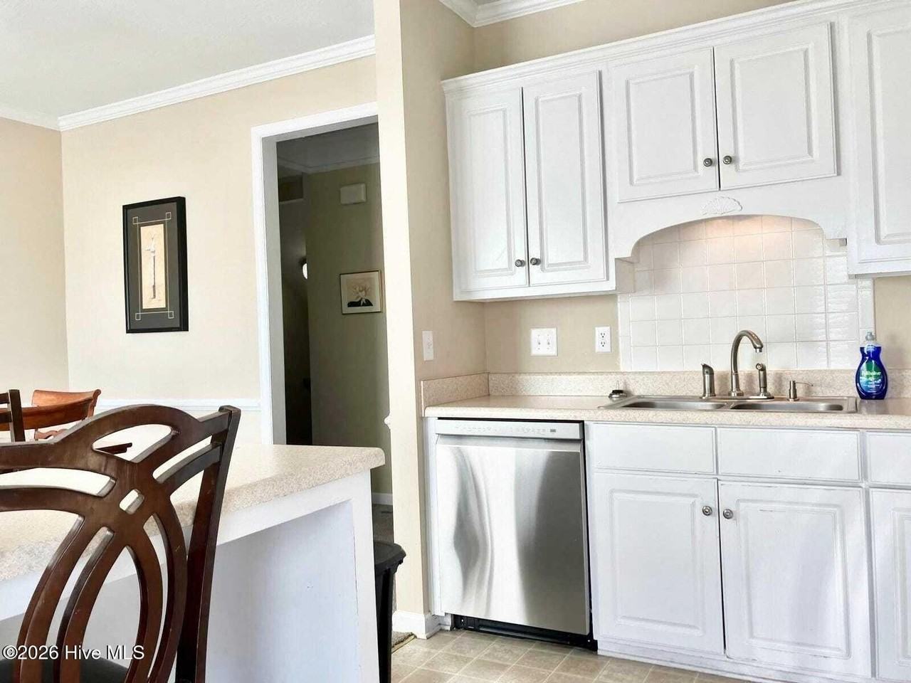 2807 Brickrun Way - Photo 3 of 17