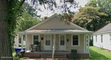 featured image of 1221 Battle St #B