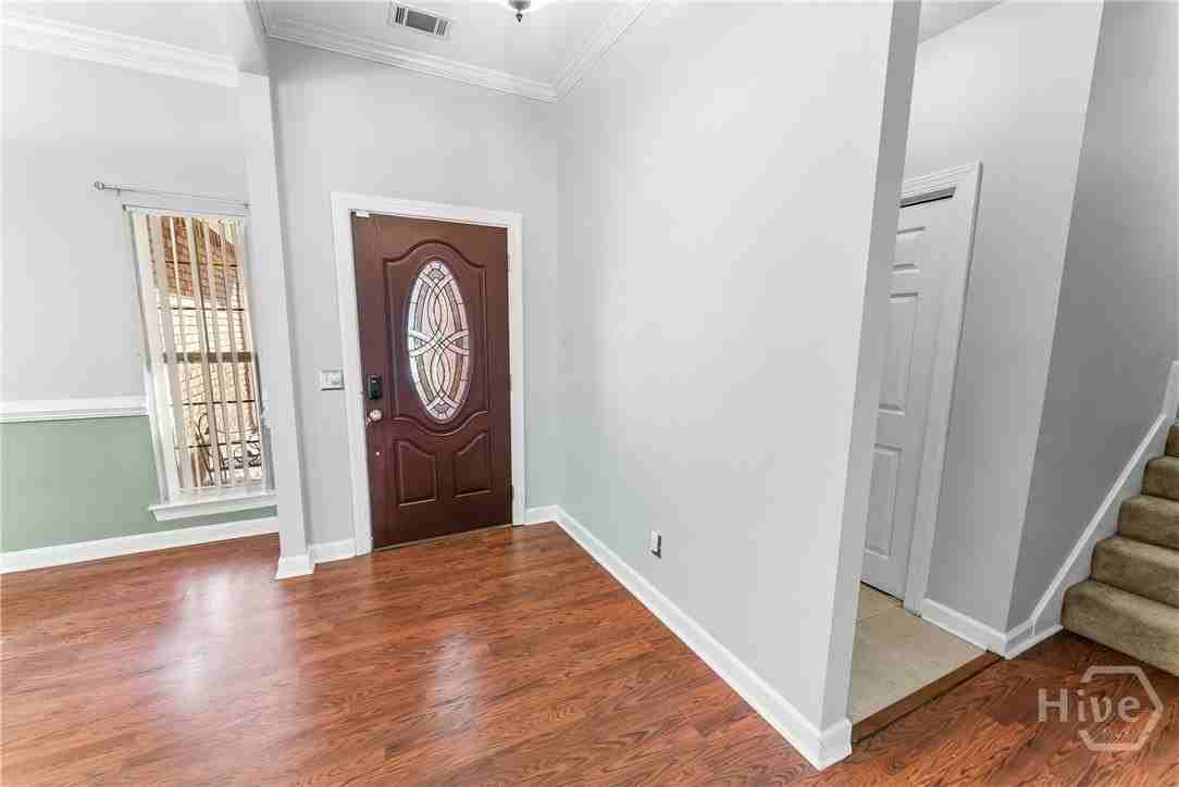 118 Penny Ln - Photo 3 of 39