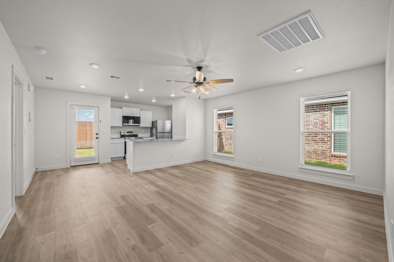 2013 Yellowhouse Avenue - Photo 2 of 15