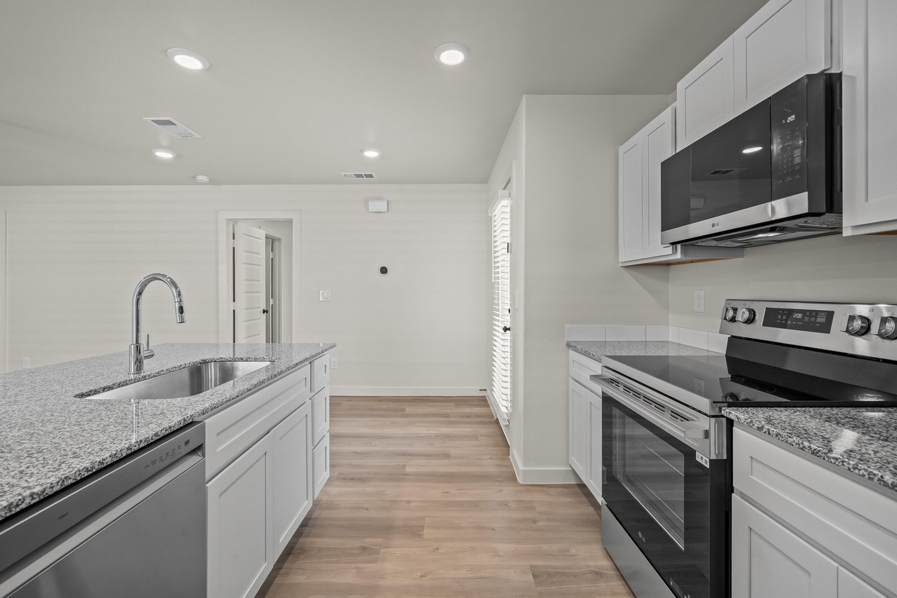 2013 Yellowhouse Avenue - Photo 6 of 15