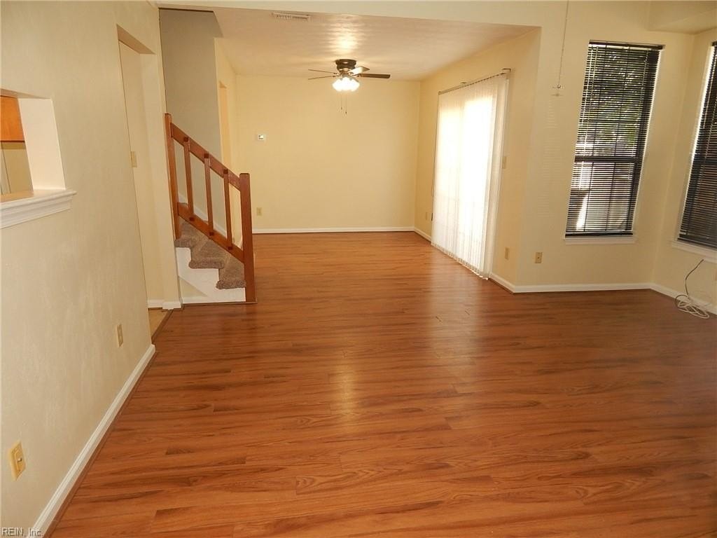 307 Ferguson Bnd - Photo 2 of 33