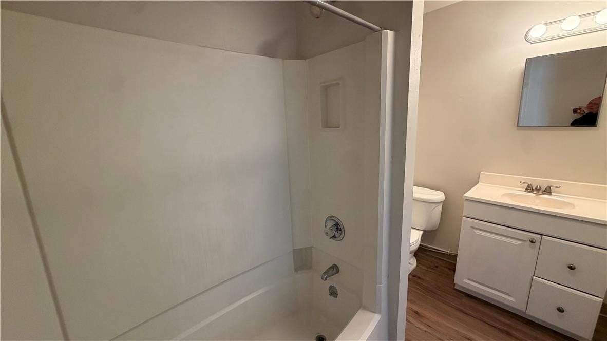 8 W Broad St #1 - Photo 6 of 22