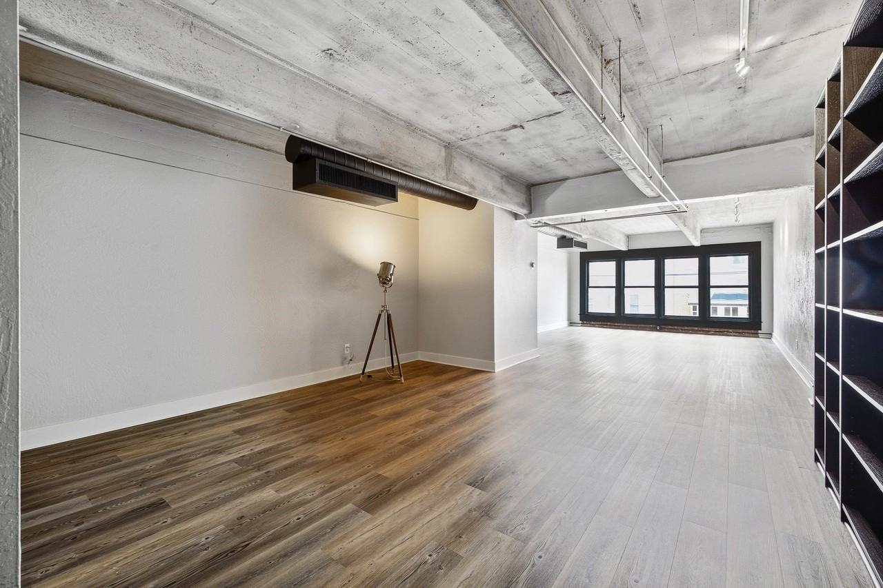 408 S Front St #206 - Photo 4 of 24