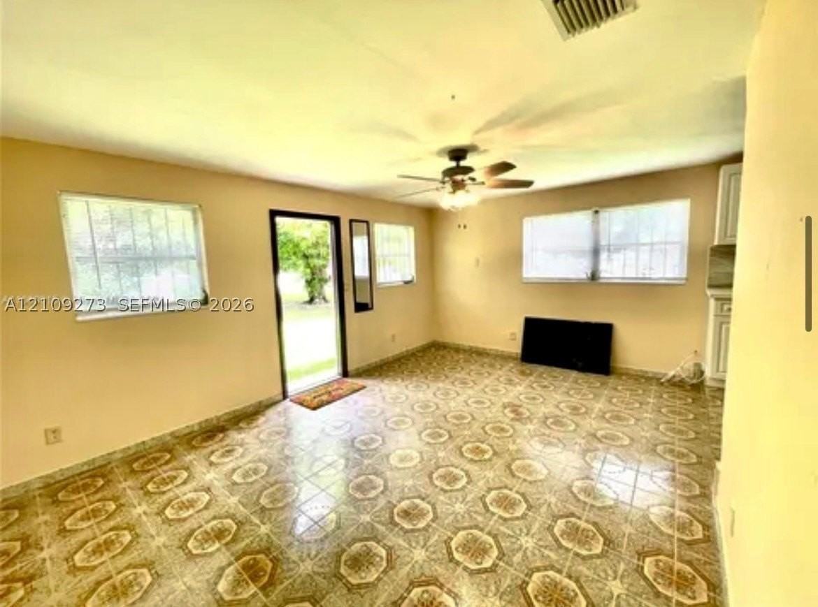 3061 Nw 99th St #2 - Photo 4 of 13