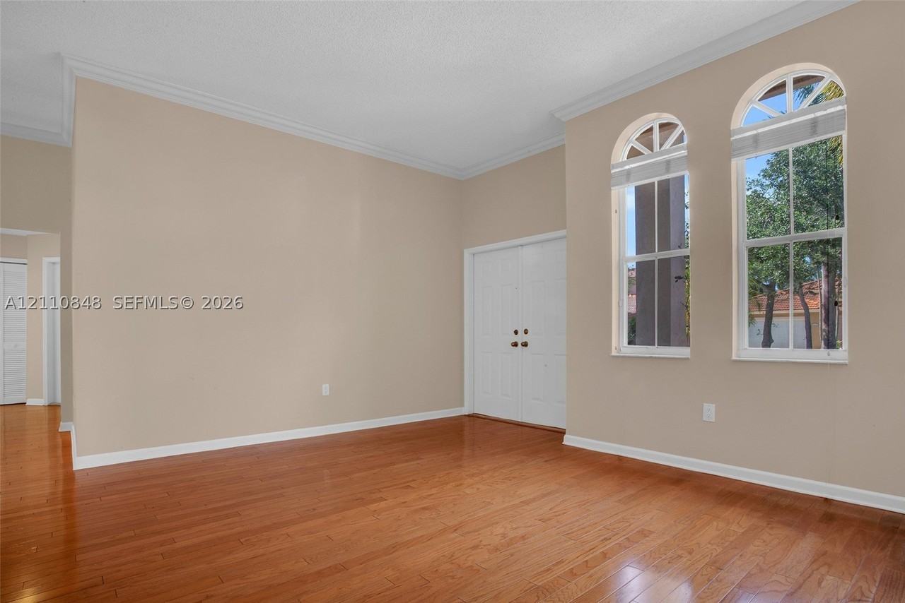 13964 N Cypress Cove Cir - Photo 2 of 16