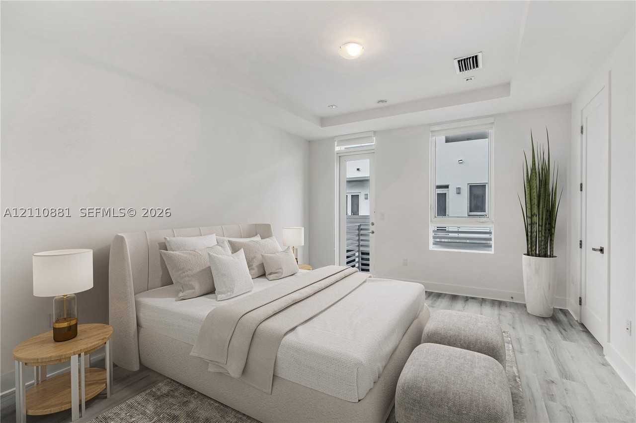 9143 Nw 33rd St #0 - Photo 4 of 50