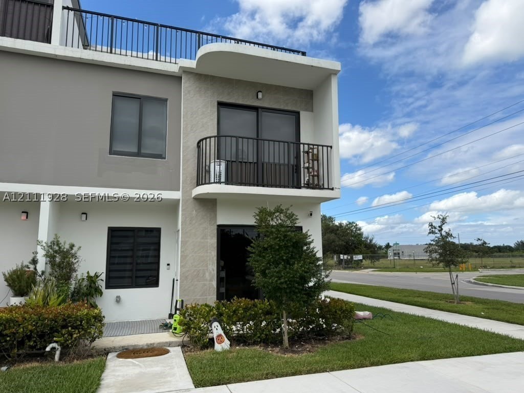 26005 Sw 145th Ave - Photo 3 of 50