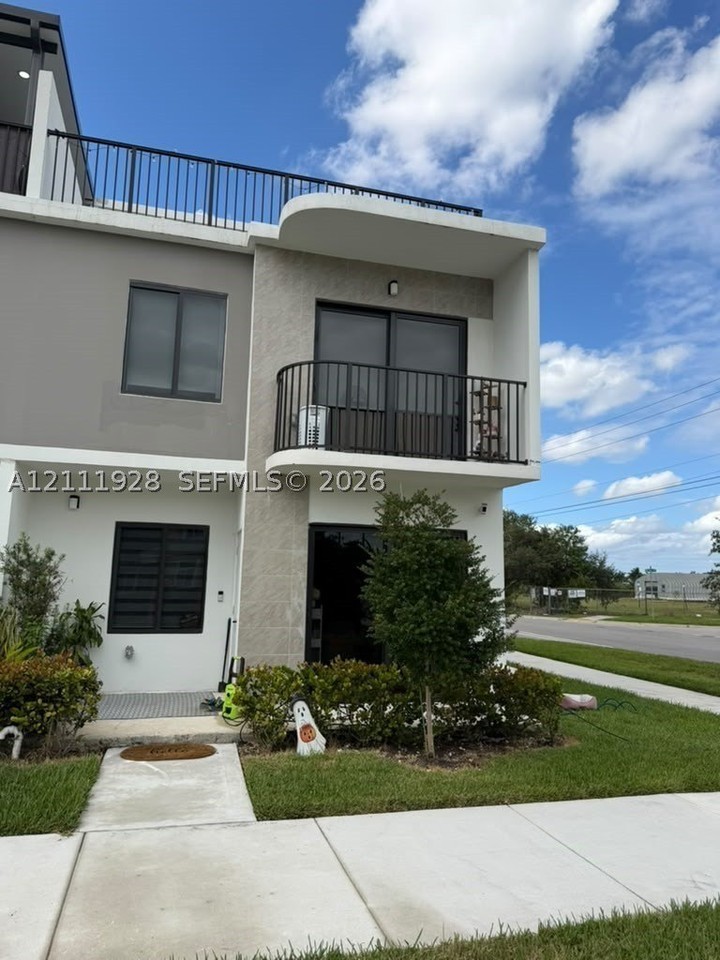 26005 Sw 145th Ave - Photo 4 of 50