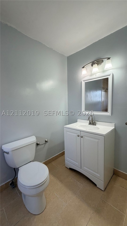 130 Sw 115th Ave #1 - Photo 6 of 7
