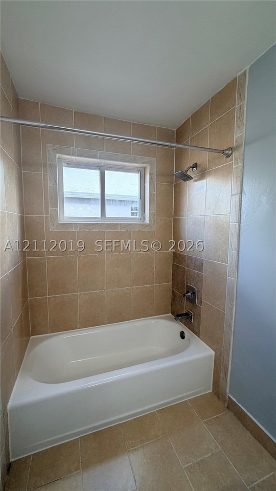 130 Sw 115th Ave #1 - Photo 7 of 7