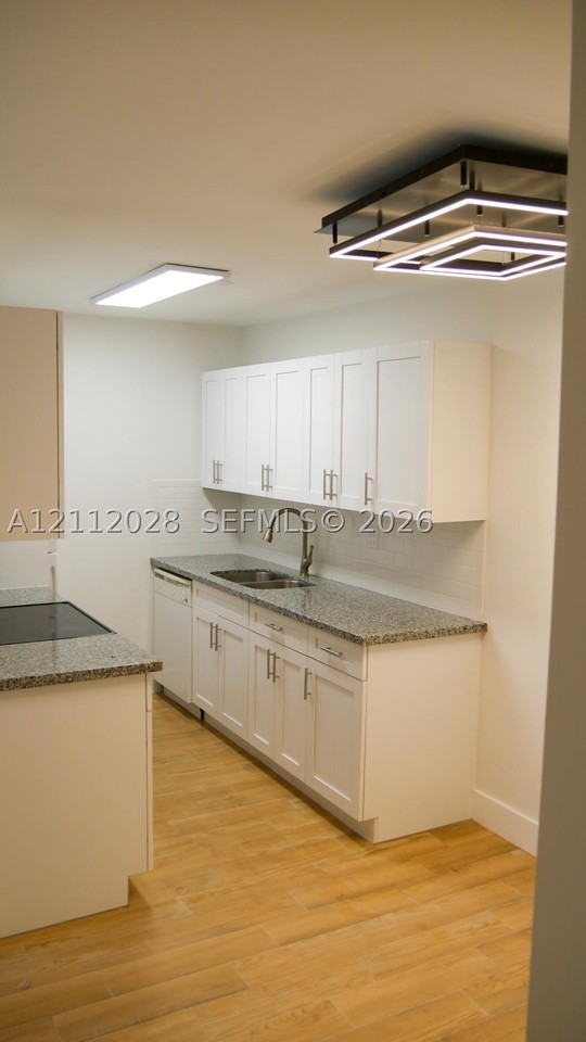 10780 N Kendall Dr #E12 - Photo 3 of 6