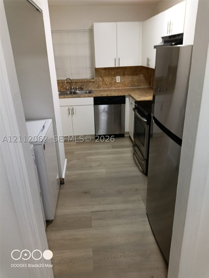 Nw 68th Ct #9G - Photo 5 of 16