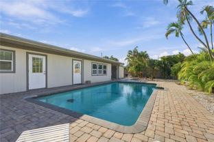 137 Sunway Ave - Photo 1 of 1