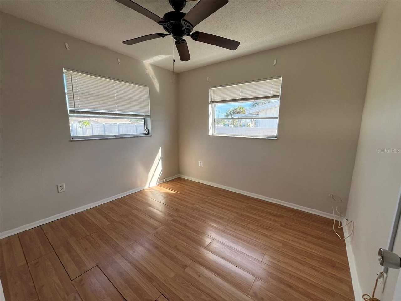 22344 Lasalle Rd - Photo 6 of 10
