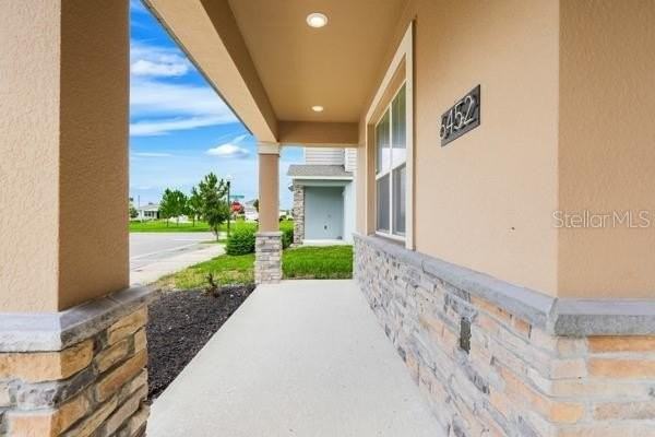 6452 Sprucepine Ln - Photo 4 of 42
