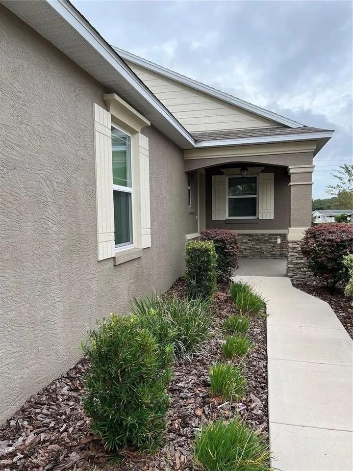 9891 Sw 99th Loop - Photo 2 of 15