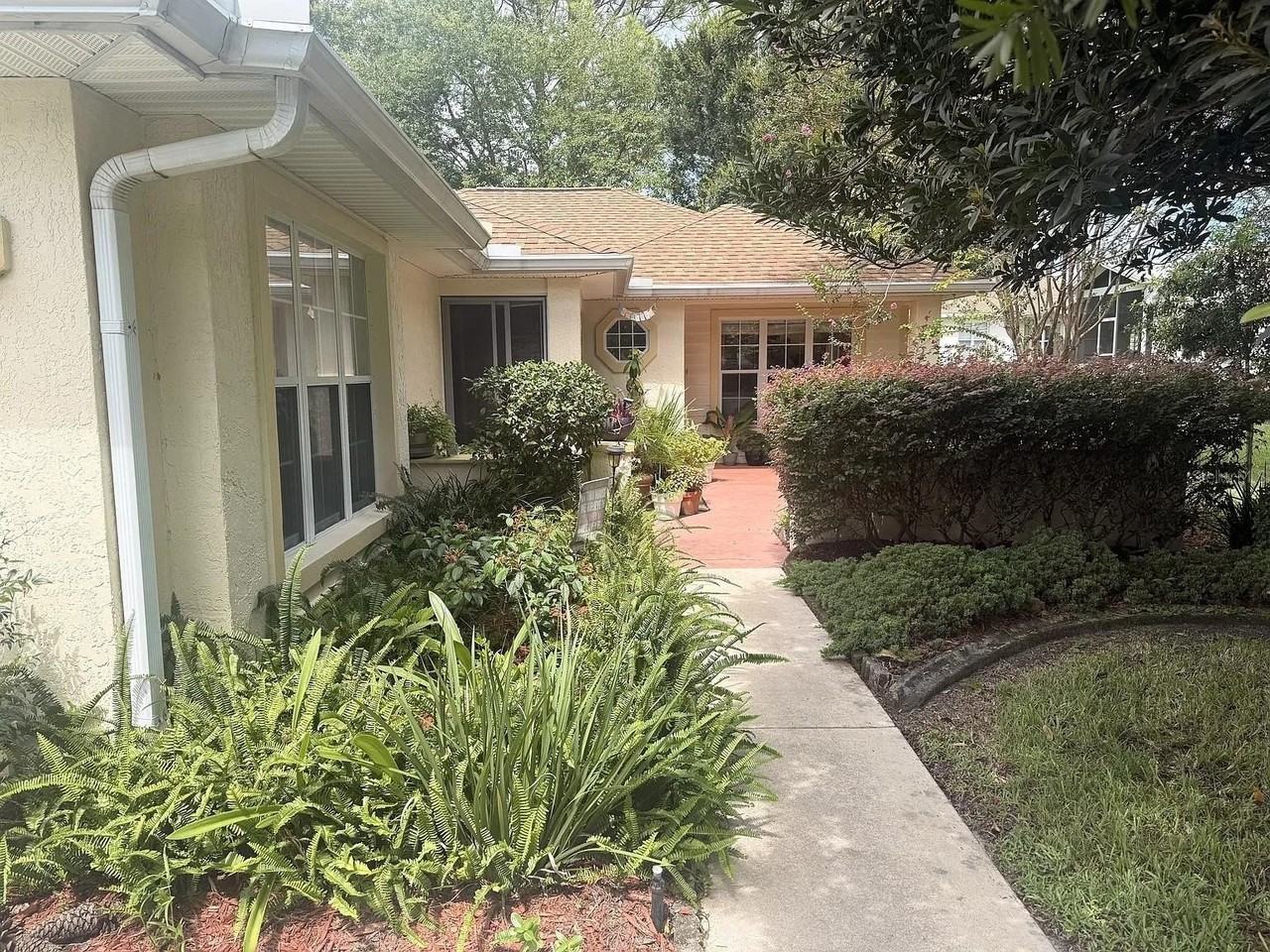 11602 Sw 70th Ct - Photo 2 of 10