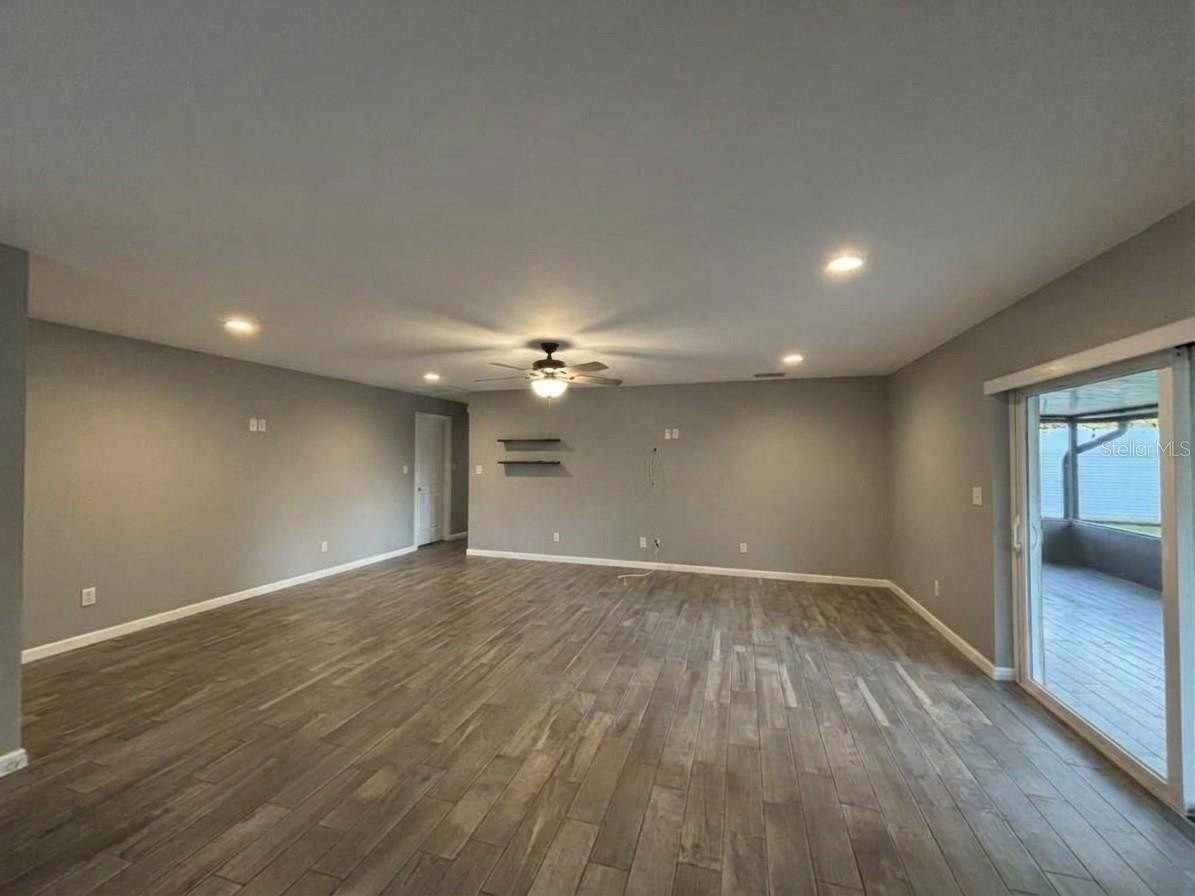 206 Van Lakes Blvd - Photo 7 of 22