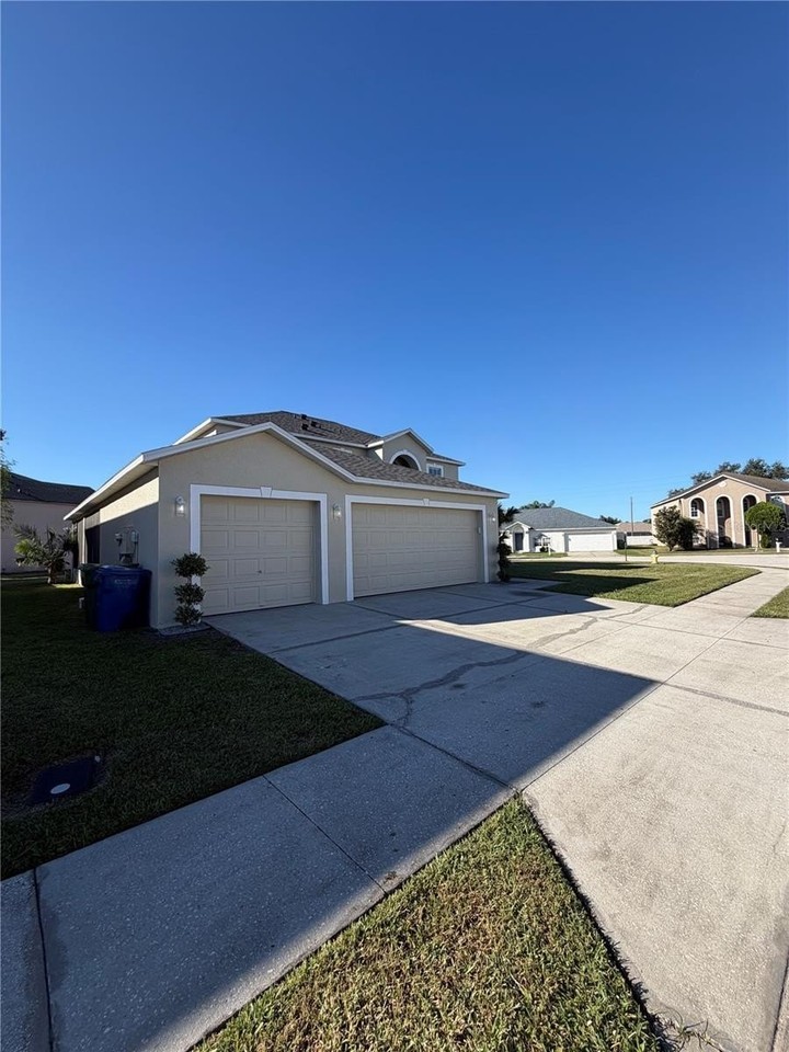 465 Fish Hawk Dr - Photo 3 of 42