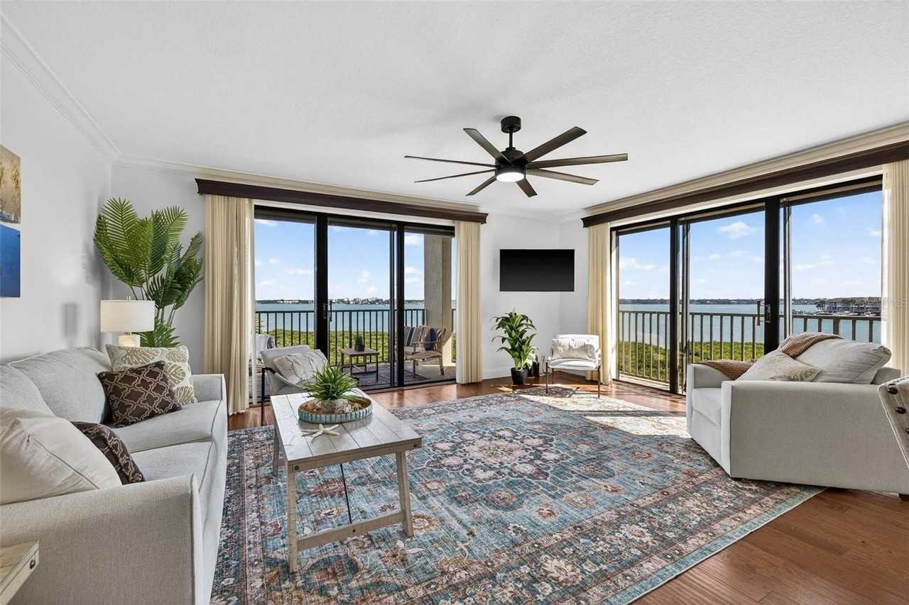 1501 Gulf Blvd #205 - Photo 5 of 28
