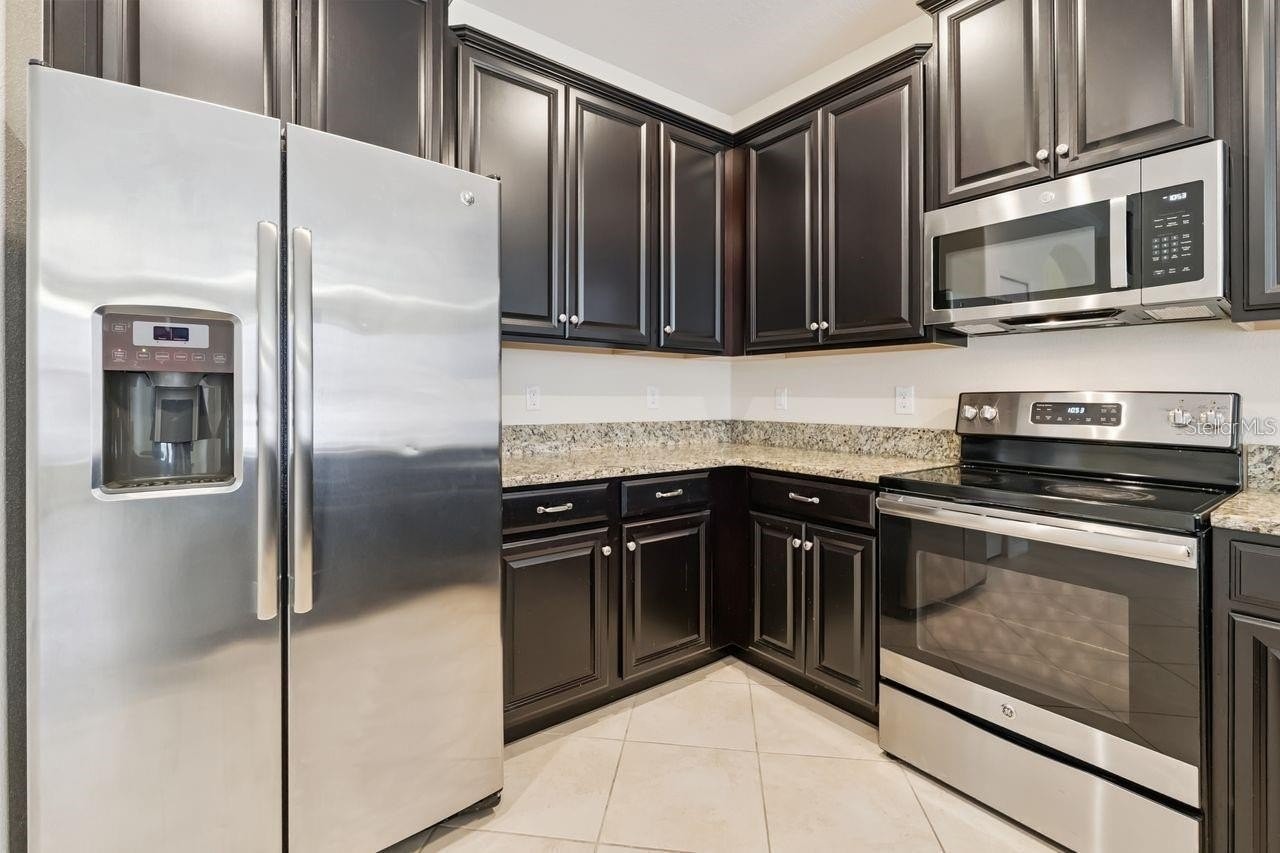 6404 Torrington Cir - Photo 7 of 15