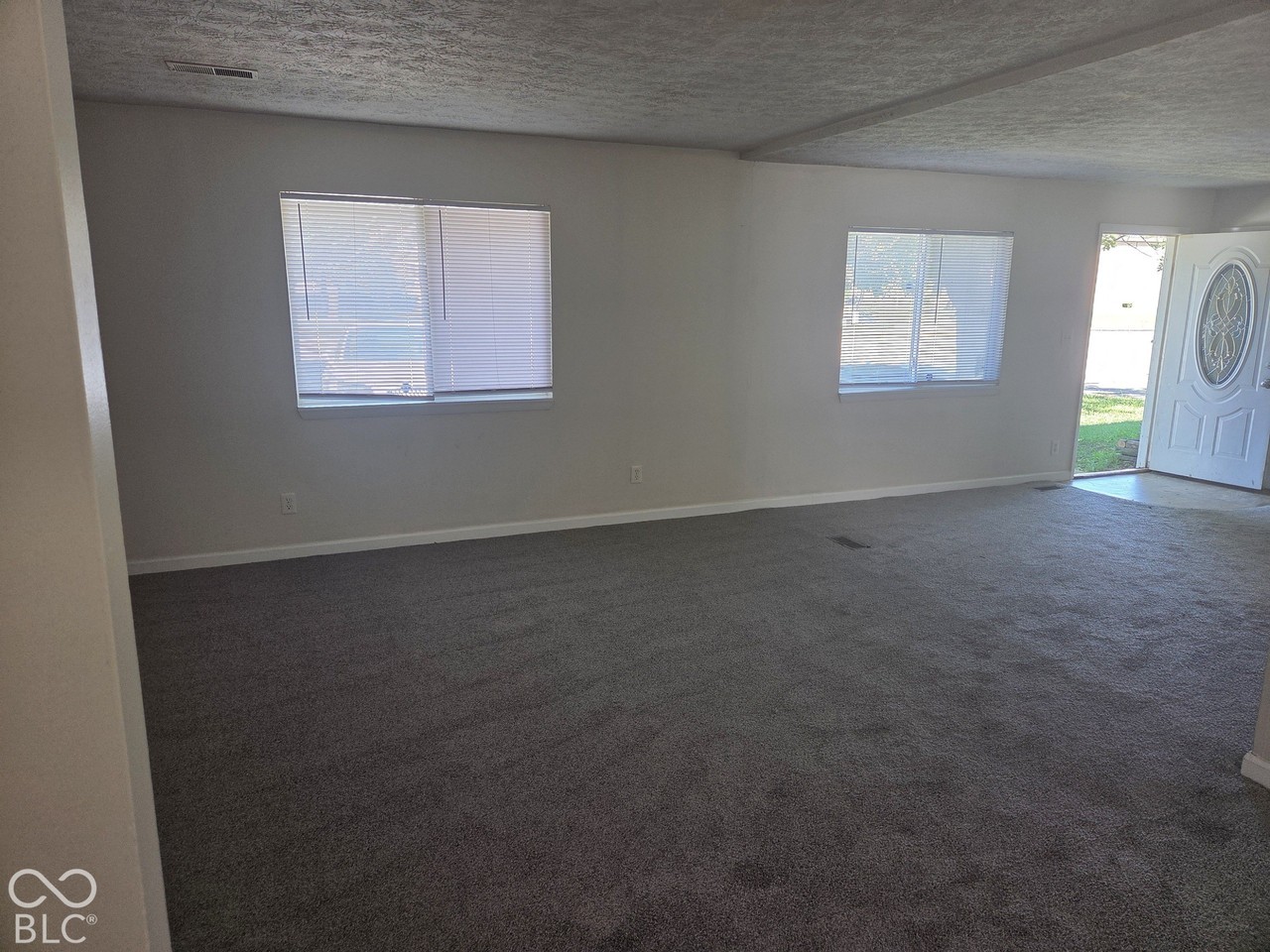8607 Montery Rd - Photo 4 of 5