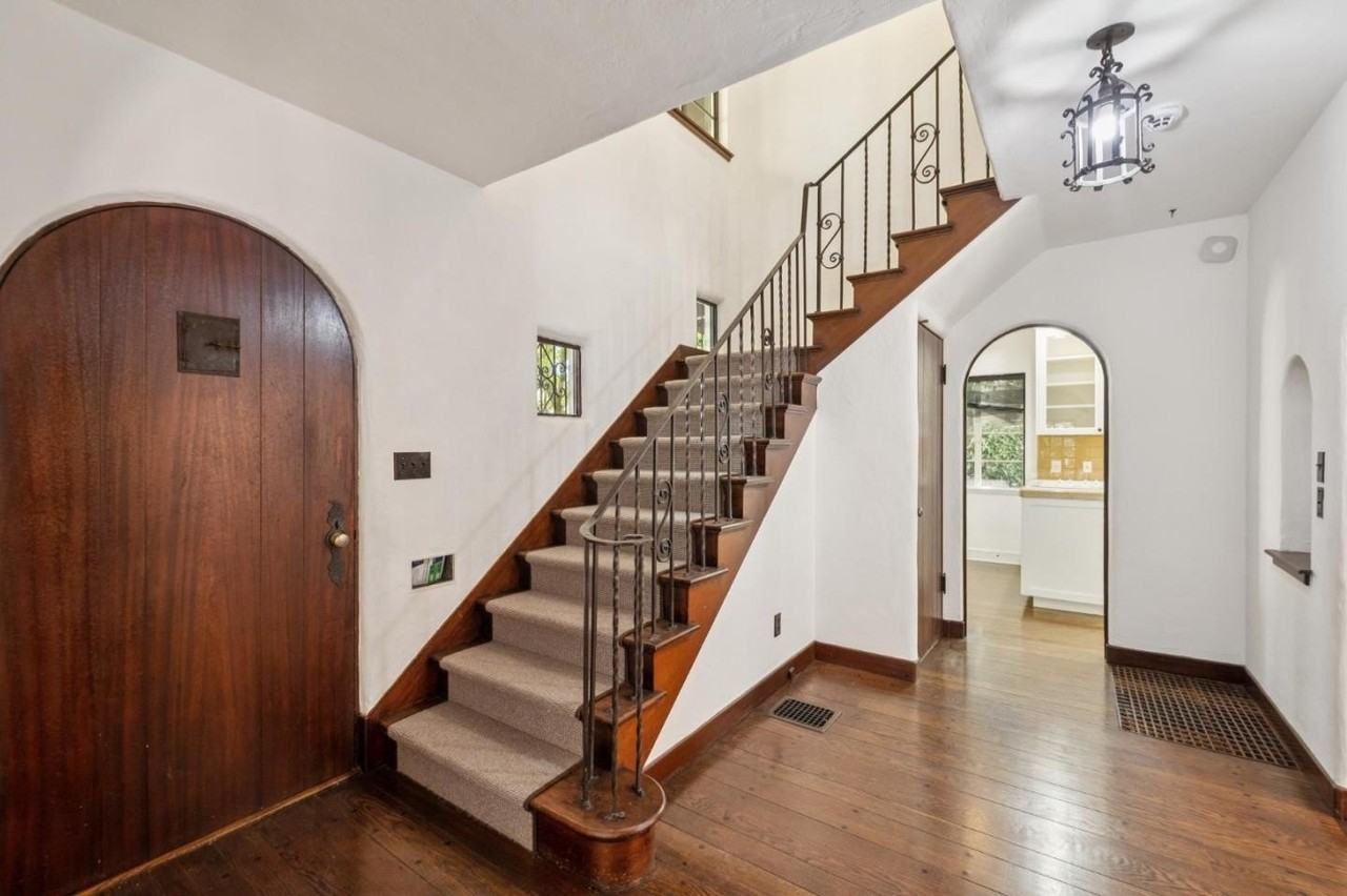 1462 Dana Ave - Photo 4 of 35
